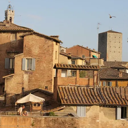 Domus Nannini - Palazzo Nannini Apartment Siena