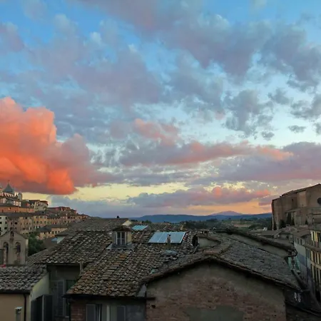 Domus Nannini - Palazzo Nannini Apartment Siena
